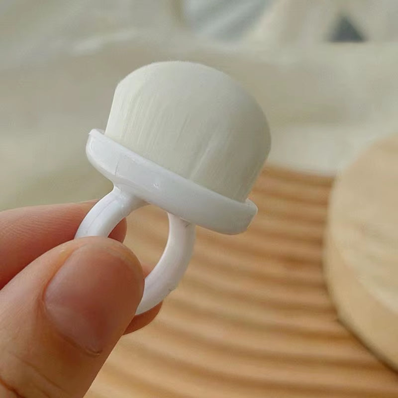 Rose Flower Nail Dust Brush – Ultra-Soft Nylon Manicure Cleaning Brush