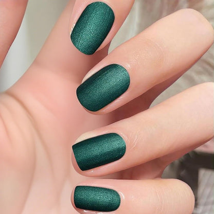 Velvet Emerald Matte Green Nail Polish – Quick-Dry Shimmery Forest Green Nail Lacquer
