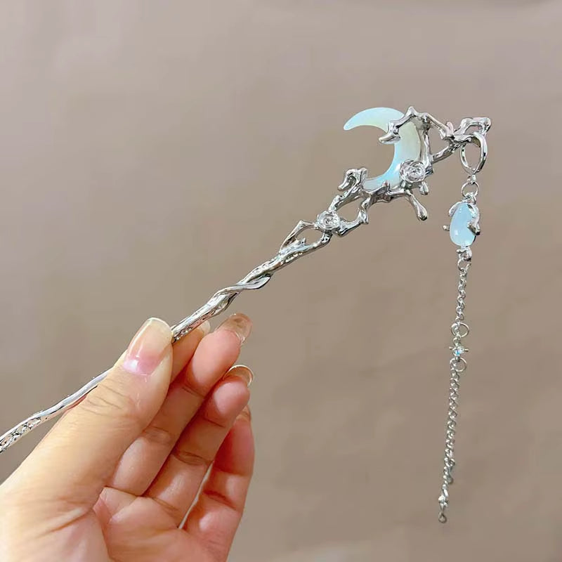 Fashion Black Crystal Moon Tassel Hair Stick for Women Girl Retro Metal Flower Hanfu Hair Stick Hairpin Hair Accessories